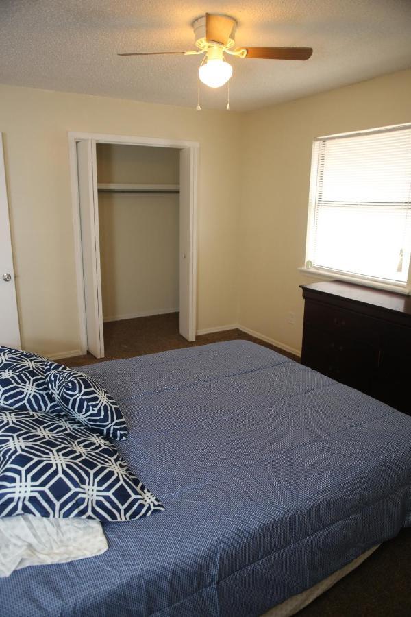 2 Bed/ 1 Bath Next To Ft. Sill Apartamento Lawton Exterior foto
